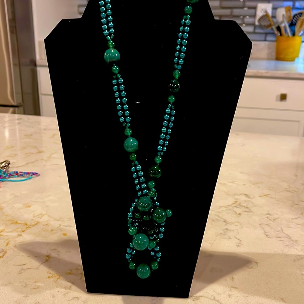 Necklace 42 inches Green Agate and glass Pearl beads knotted and double strand